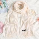 Valkoinen / Beige